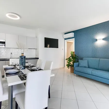 Residenza Acquamarina - Siroli Collection